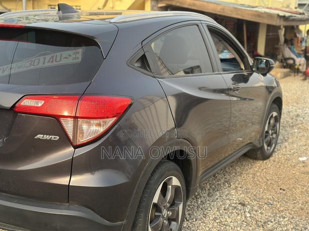 Honda HR-V EX AWD 2018 Gray photo 4