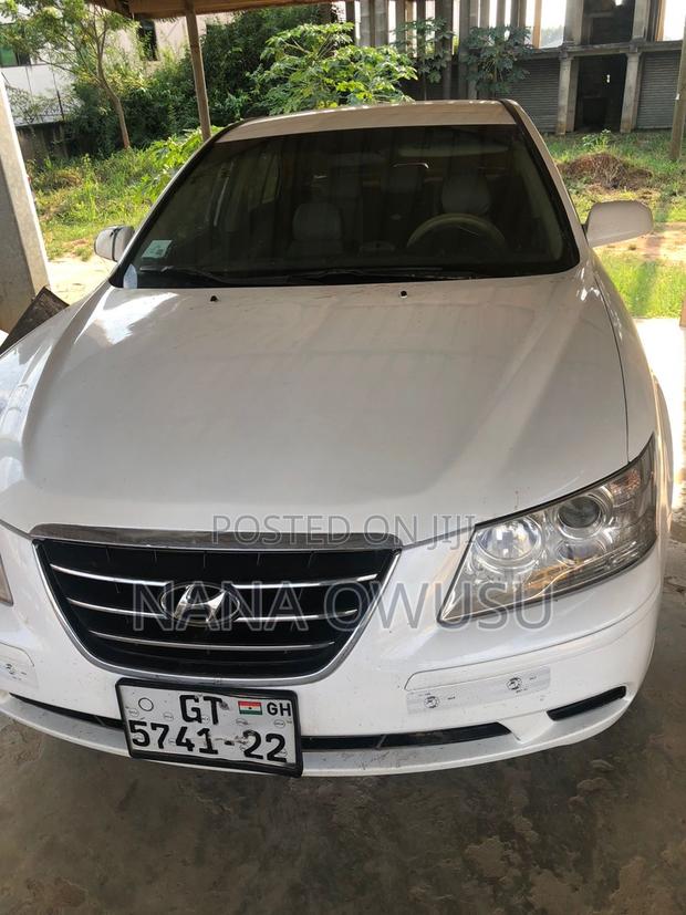 Hyundai Sonata GLS Sedan FWD (2.4L 4cyl 5A) 2010 White photo 6