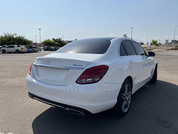 Mercedes-Benz C300 Sport 4Matic Sedan AWD (2.0L 4cyl 7A) 2017 White