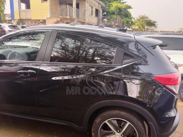 Honda HR-V EX-L 2021 Black photo 5