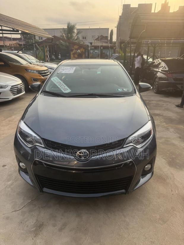 Toyota Corolla S 4dr Sedan (1.8L 4cyl CVT) 2016 Gray