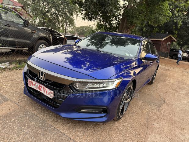 Honda Accord 2019 Blue photo 5