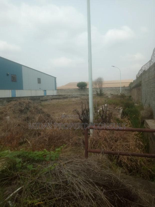 4 Acre Land With A Warehouse For Sale At Tema Fishing Harbor