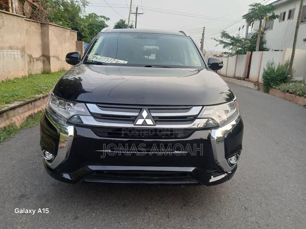 Mitsubishi Outlander 2.0 PHEV AWD 2018 Black