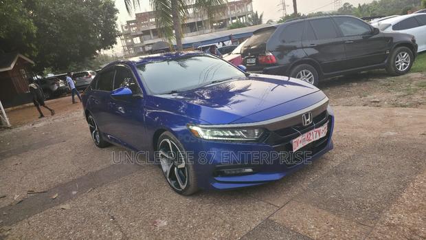 Honda Accord EX-L (1.5L 4cyl Turbo CVT) 2019 Blue photo 8