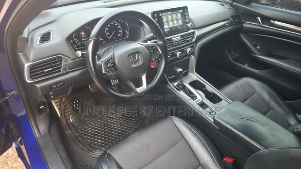 Honda Accord EX-L (1.5L 4cyl Turbo CVT) 2019 Blue photo 12