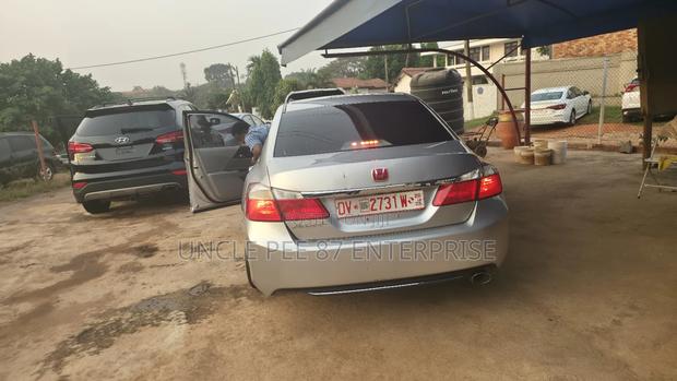 Honda Accord EX 4dr Sedan (2.4L 4cyl 6M) 2015 Silver photo 5