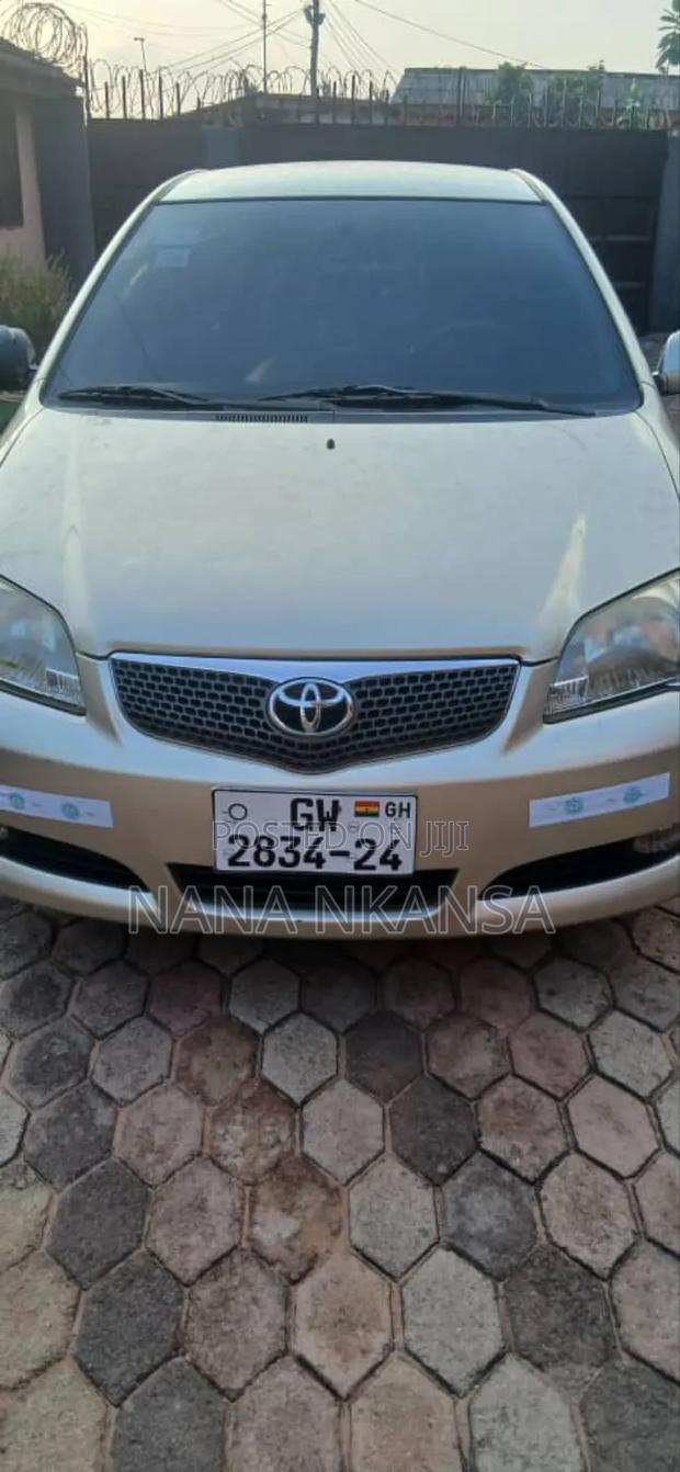 Toyota Vios 2010 Silver photo 5