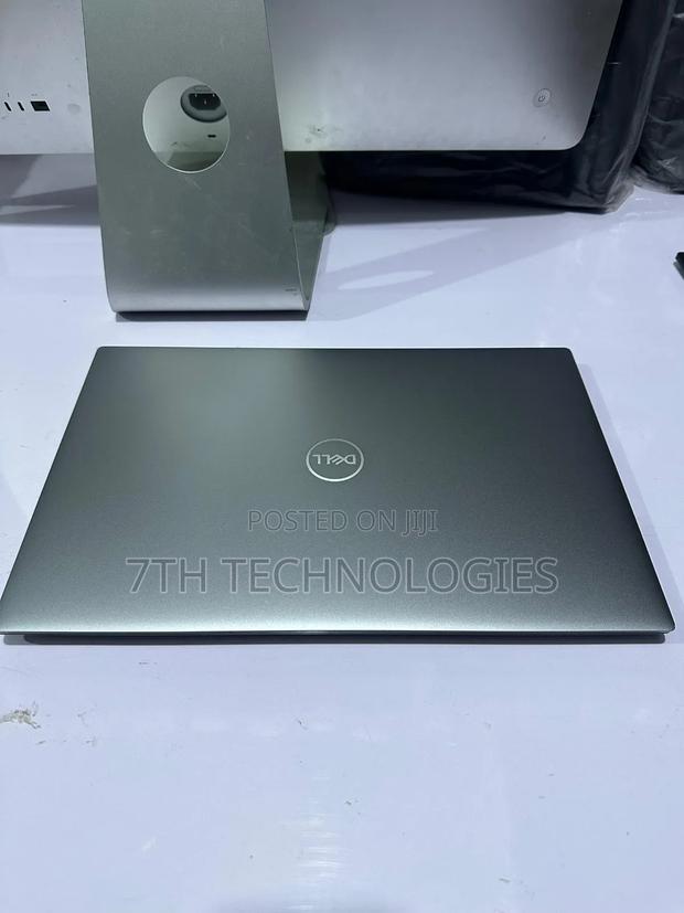 Laptop Dell Precision 5550 32GB Intel Core I7 SSD 1T photo 3