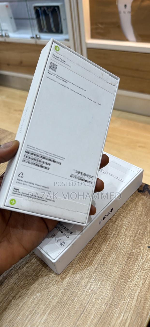 New Apple iPhone 17 Pro Max 256 GB Orange photo 2