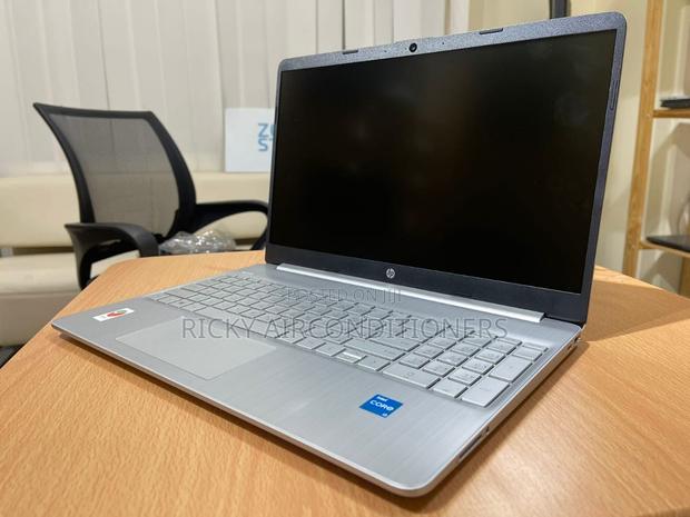 New Laptop HP 15S 8GB Intel Core I3 SSD 256GB