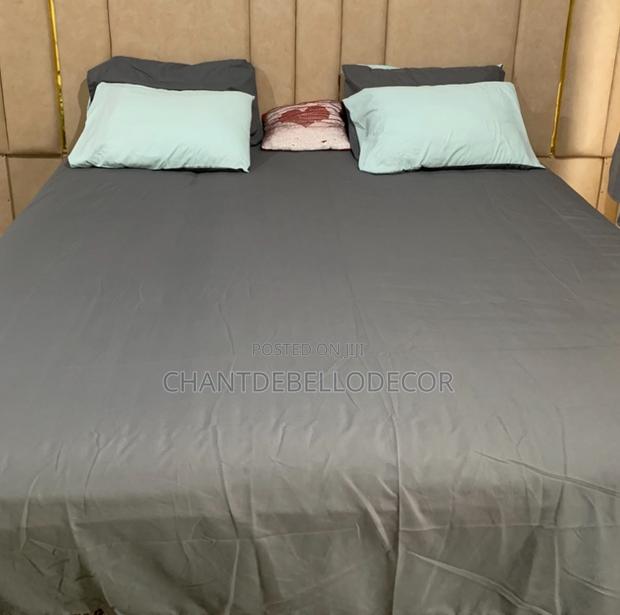 Soft And Comfy 7-piece King Size Removable And Reversible Duvet Set photo 4