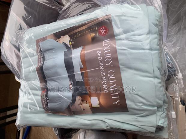 Soft And Comfy 7-piece King Size Removable And Reversible Duvet Set photo 6