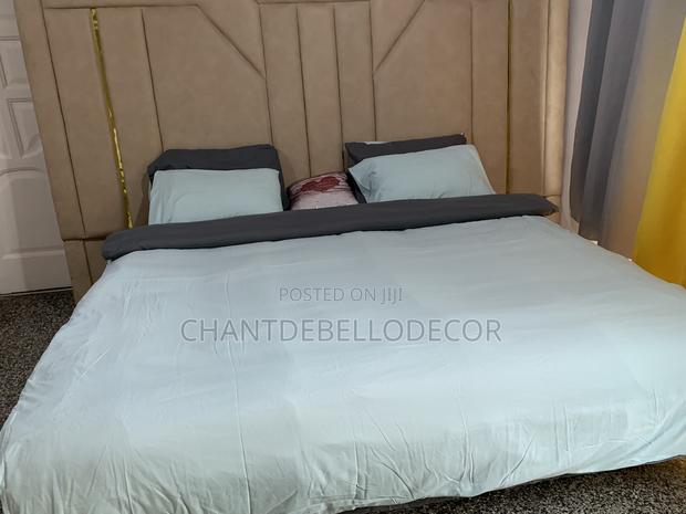 Soft And Comfy 7-piece King Size Removable And Reversible Duvet Set photo 2