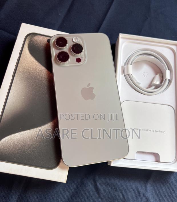 Apple iPhone 15 Pro Max 512 GB Silver