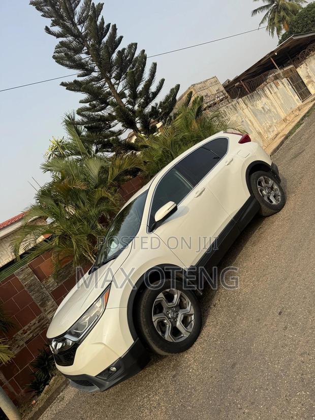 Honda CR-V 2019 White photo 4