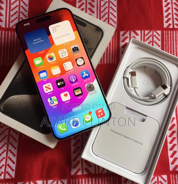 Apple iPhone 15 Pro Max 512 GB Silver photo 2