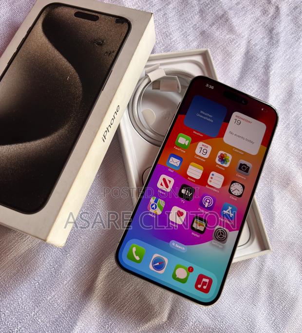 Apple iPhone 15 Pro Max 512 GB Silver photo 2