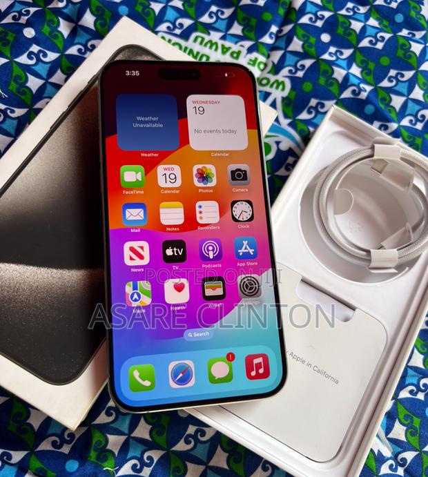 Apple iPhone 15 Pro Max 512 GB Silver photo 2