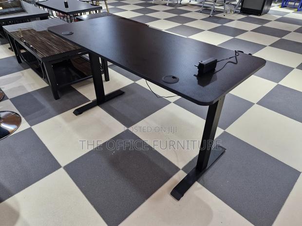 Electric Height-Adjustable Standing Desk (120cm) photo 2