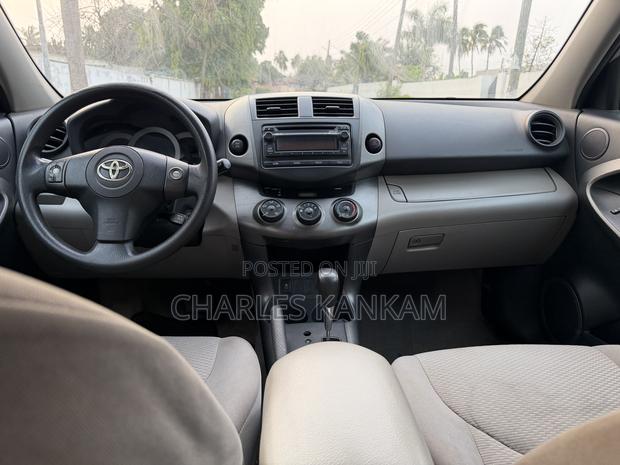 Toyota RAV4 2.5 Sport 2012 Silver photo 8