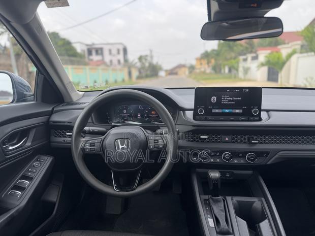 Honda Accord EX CVT 2024 Gray photo 8