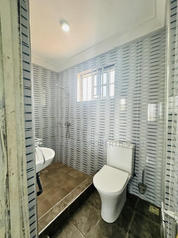 1bdrm Apartment in West Hills Mall Area for rent photo 3