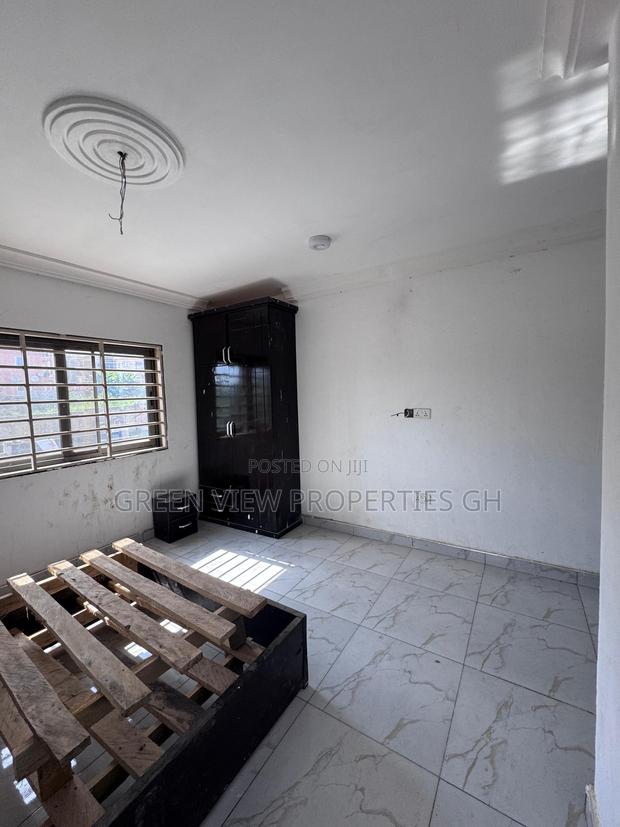 4bdrm Duplex in Kwabenya for rent photo 4