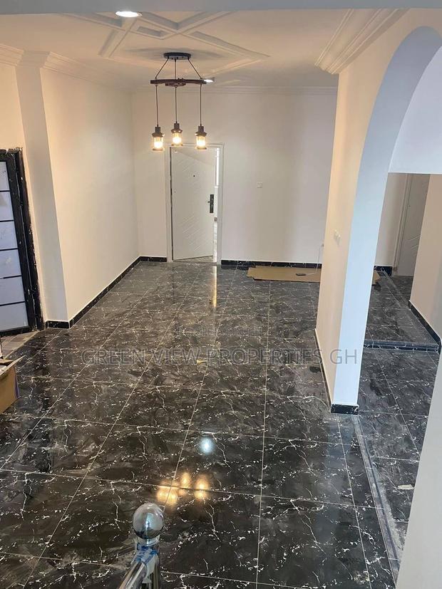 4bdrm Duplex in Kwabenya for rent photo 4