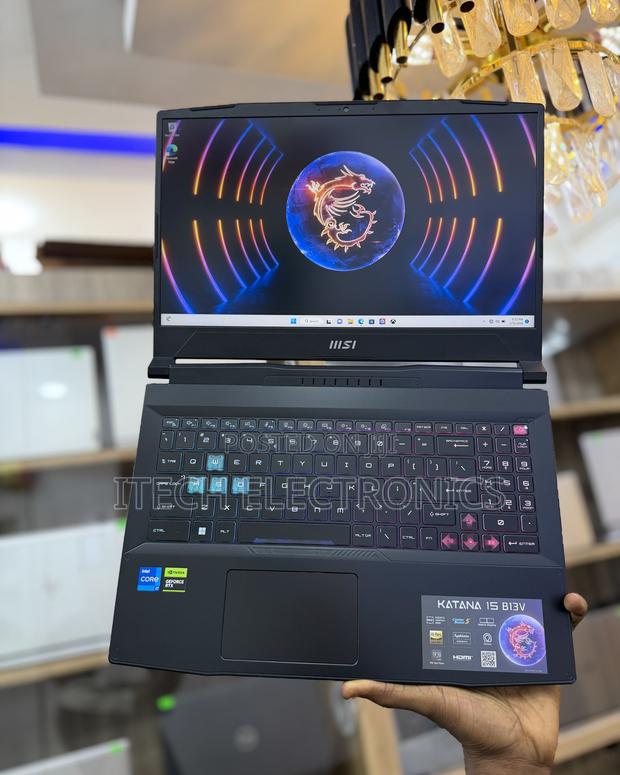 Laptop MSI Katana 15 16GB Intel Core i7 SSD 1T