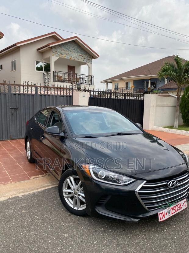 Hyundai Elantra SE 2018 Black photo 2