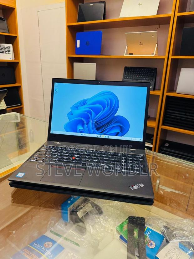 Laptop Lenovo ThinkPad T580 16GB Intel Core I5 SSD 512GB photo 3