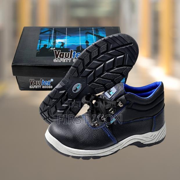 Professional Safety Boots | Safety Shoe · Photo 4
