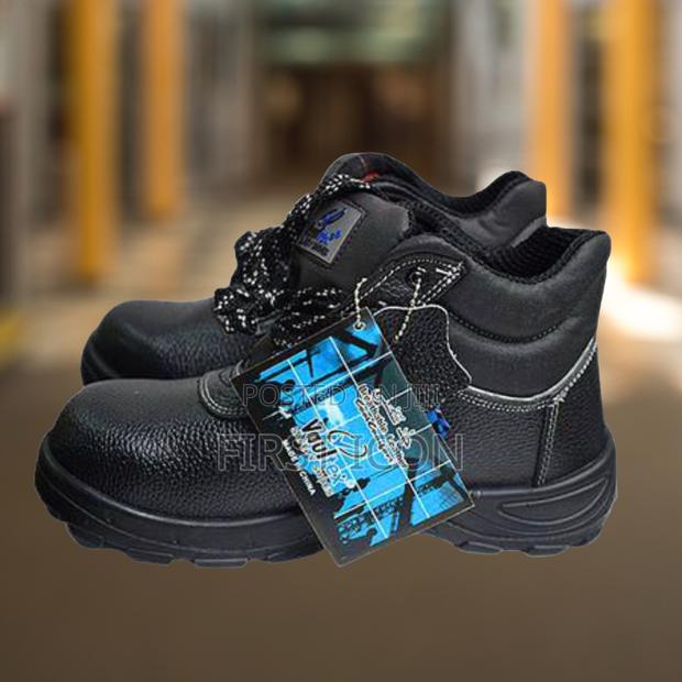 Professional Safety Boots | Safety Shoe · Photo 3