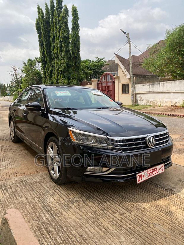 Volkswagen Passat 1.8T SEL Premium 4dr Sedan (1.8L 4cyl) 2017 Black photo 7