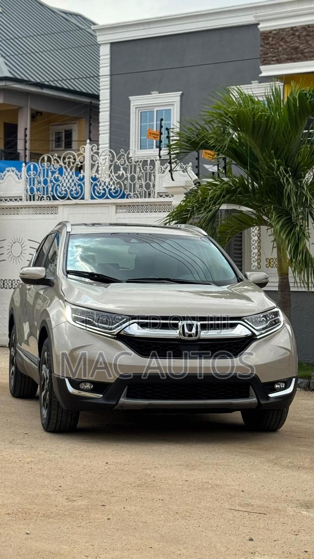 Honda CR-V Touring AWD 2018 Beige photo 4