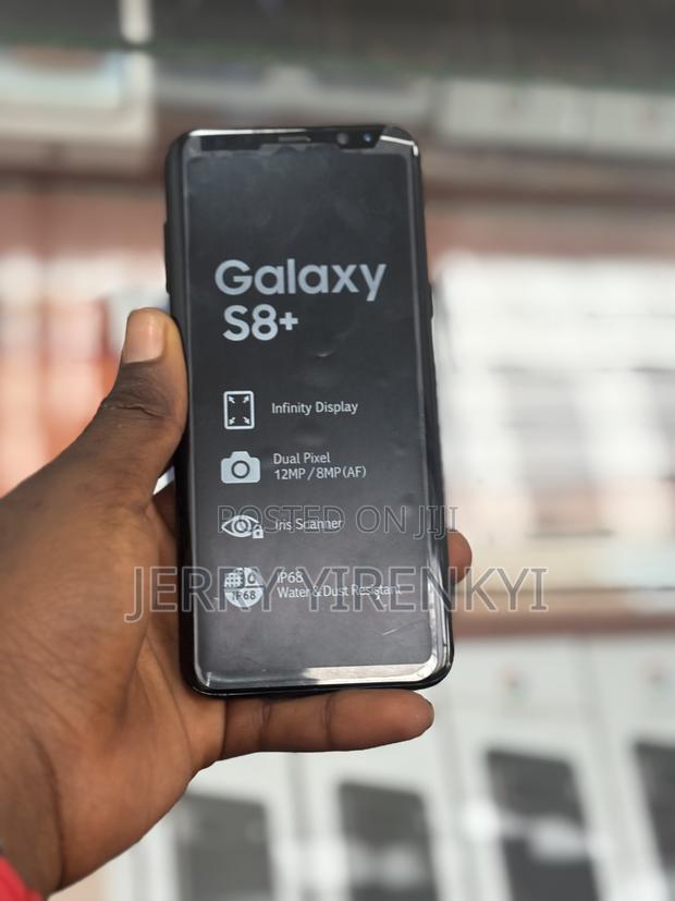 Samsung Galaxy S8 Plus 128 GB Black photo 2