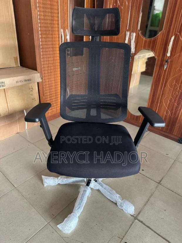 A Classic Office Arm Chair photo 2