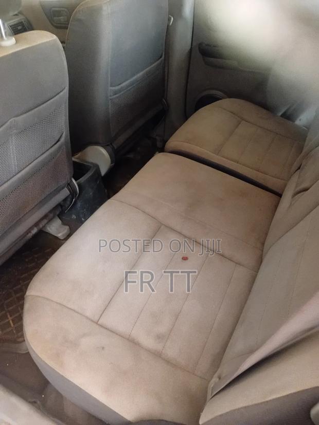 Nissan X-Trail 2.0 Petrol XE 2010 Red photo 8