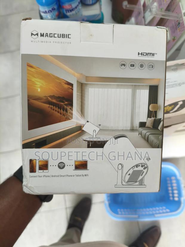 Magcubic Hy300 Mini Projector (Android, Wi-fi, Portable) photo 3