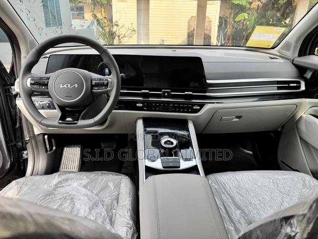 New Kia Sportage 2025 Silver photo 5