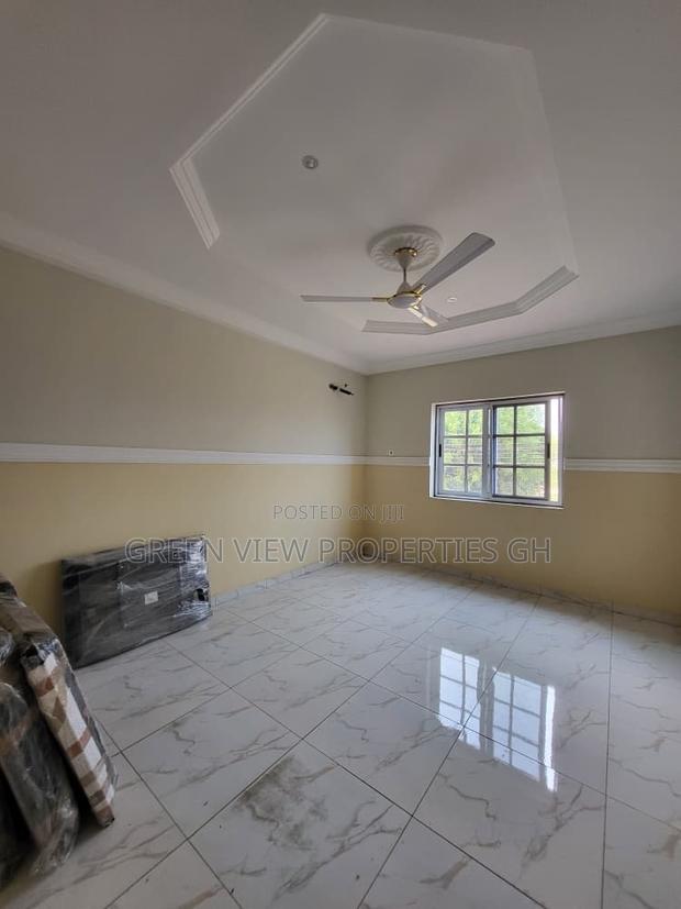 3bdrm Apartment in West Hills Mall Area for rent photo 3