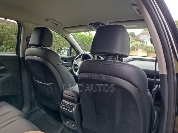 Hyundai Santa Fe SEL 2021 Black photo 10