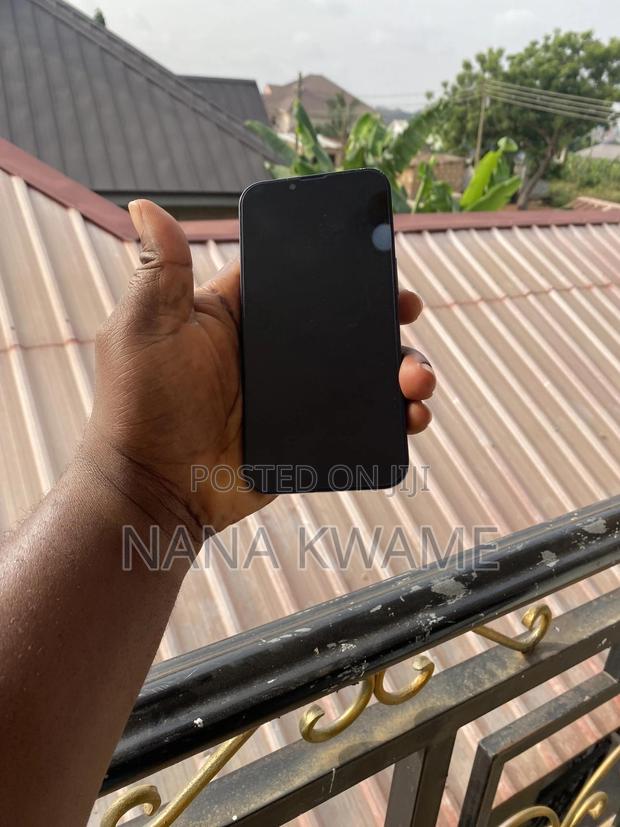 Apple iPhone 13 128 GB Black photo 2