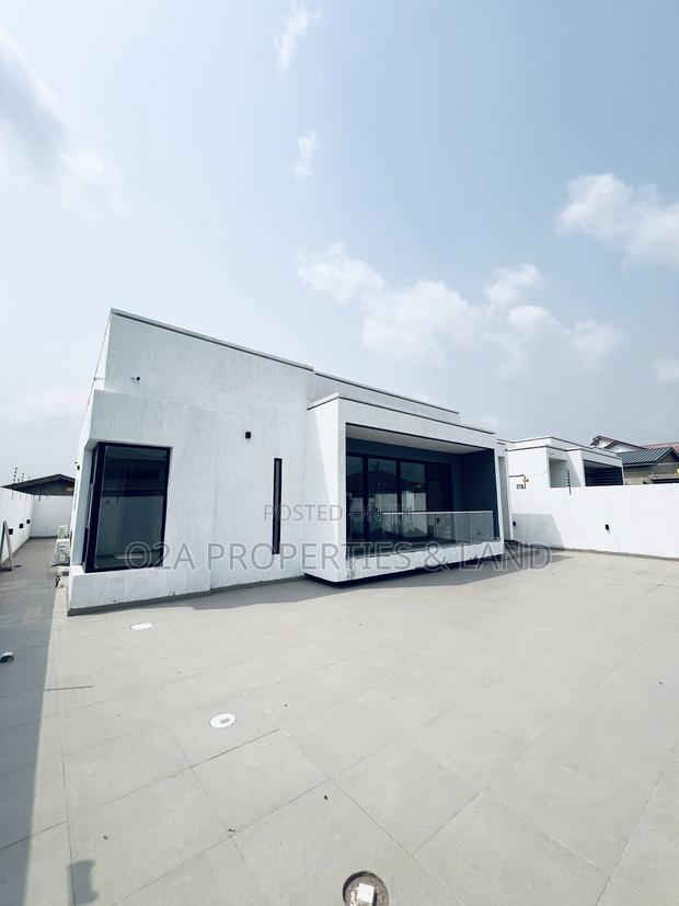 3bdrm House in Ashaley Botwe , for sale photo 2