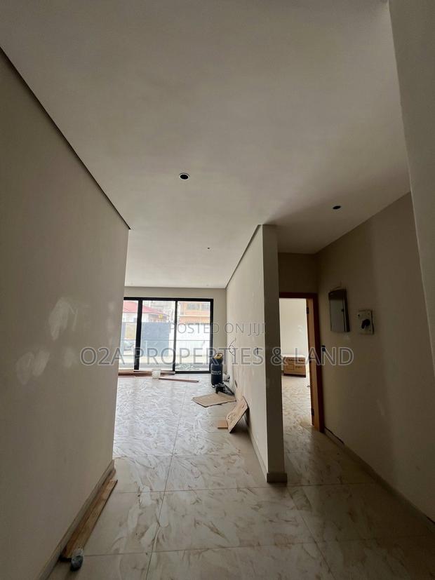 3bdrm House in Ashaley Botwe , for sale photo 4