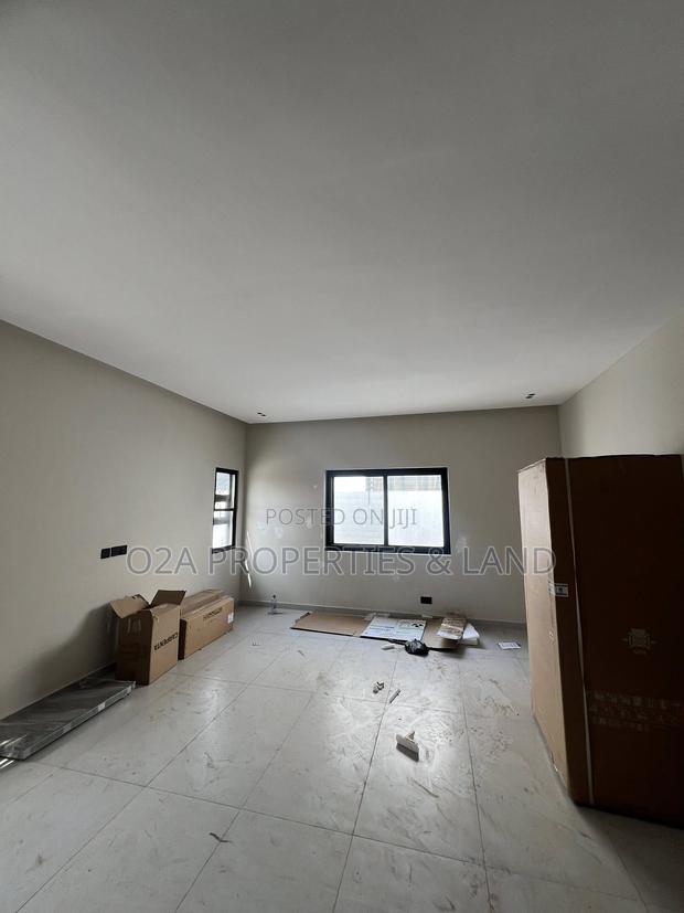 3bdrm House in Ashaley Botwe , for sale photo 7