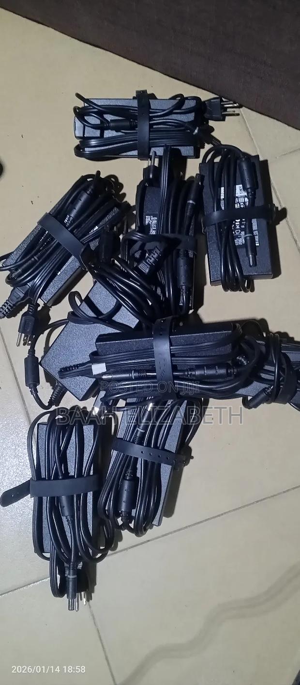 Dell Chargers From 90w to 130w for Any Dell Laptop photo 2