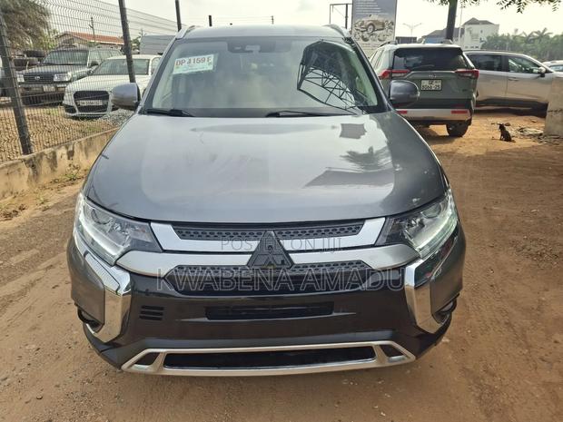 Mitsubishi Outlander 2.0 PHEV AWD 2020