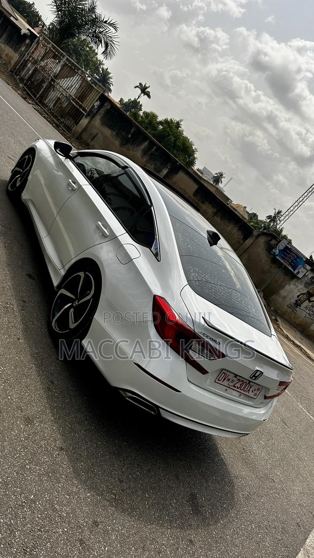 Honda Accord Sport (1.5L 4cyl Turbo CVT) 2019 White photo 3